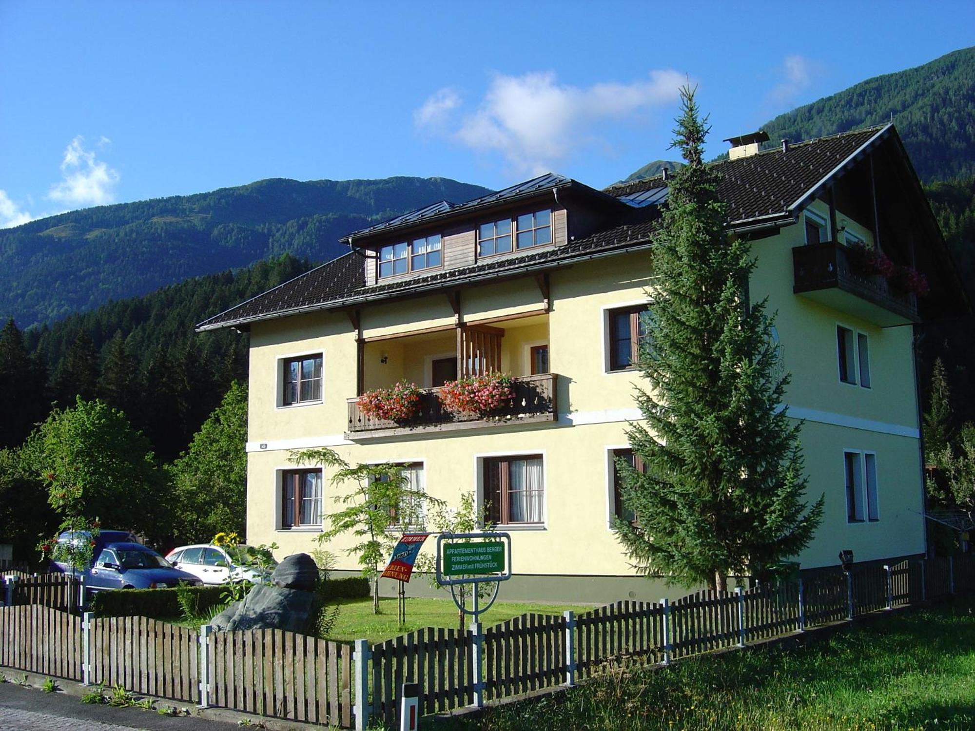 Ferienwohnungen Berger Kotschach-Mauthen Luaran gambar